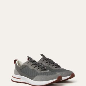Sneaker Week End Walk